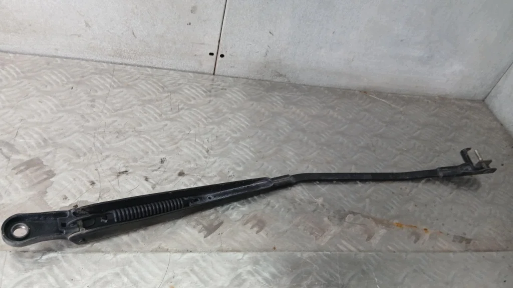 Brazo limpiaparabrisas Renault Modus 1.2B image 5