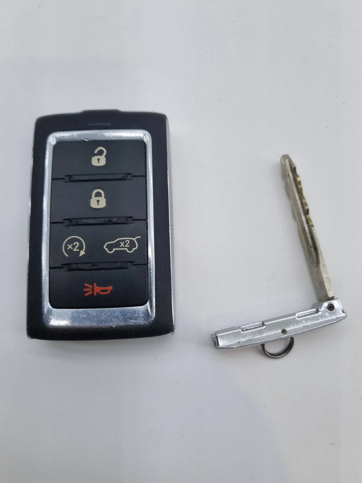 Nyckel/kort Jeep Grand Cherokee WL 68377534AB image 3