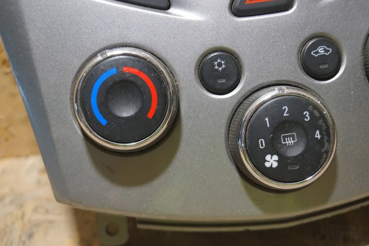 Chevrolet Trax 2013 Module Climatisation 95332722 image 7