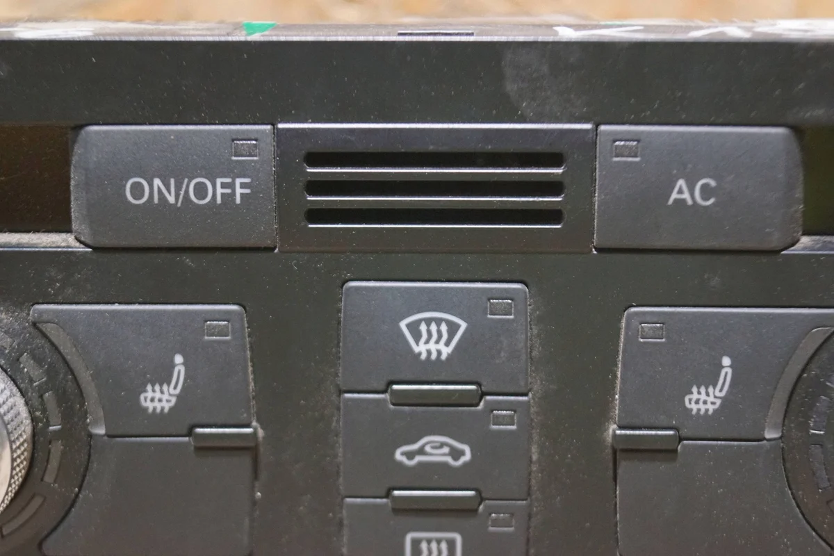 Painel Climatronik Audi A6 C6 4F2820043AA Usado image 5