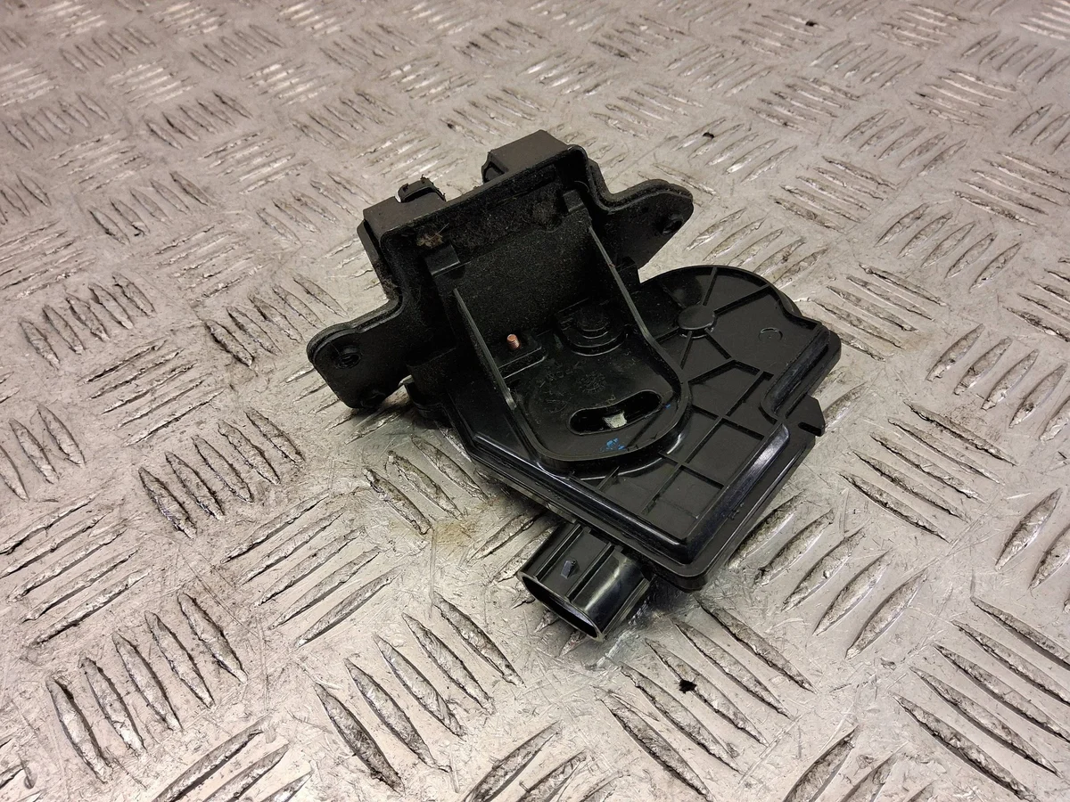 Serrure coffre Toyota Previa XR50 SKE69347 image 3