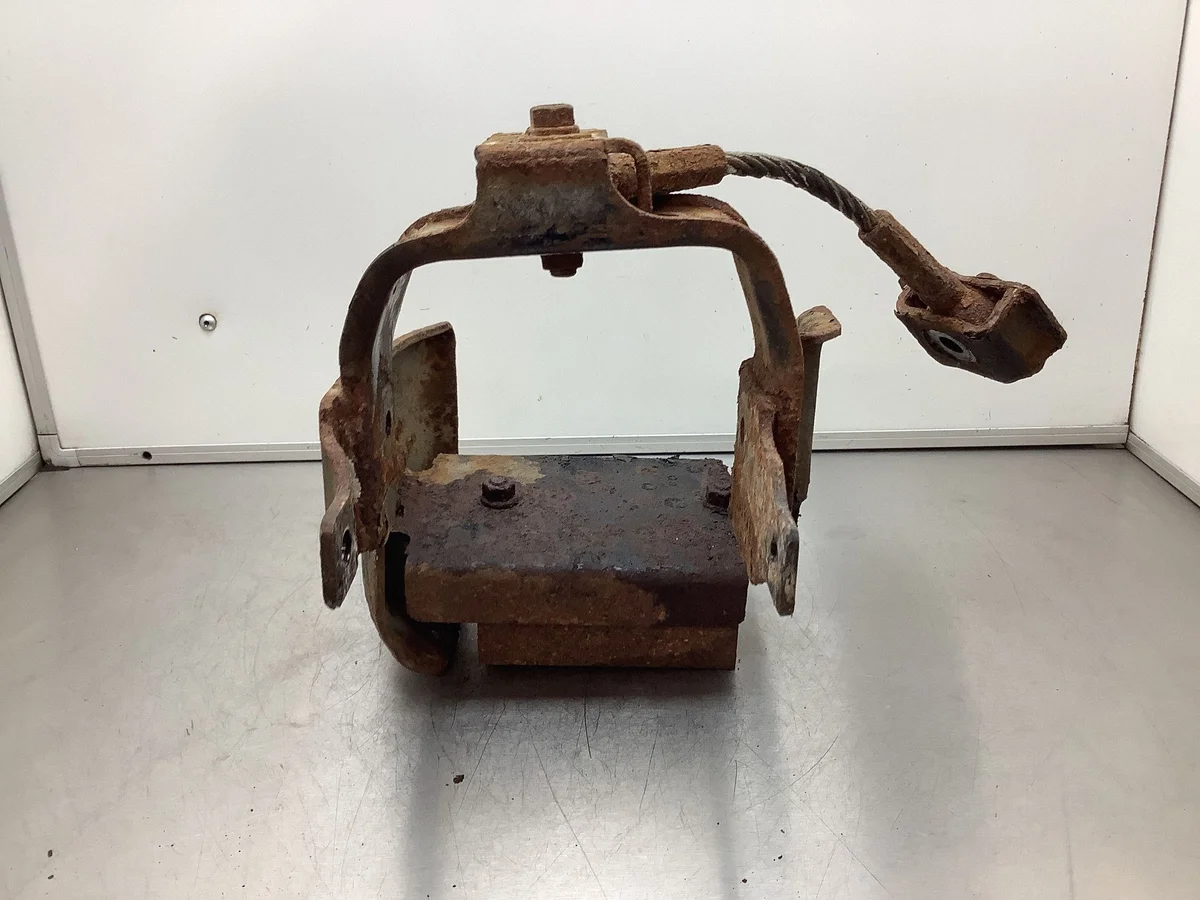 Vararengaspidike Mitsubishi Pajero MBL32308 image 3