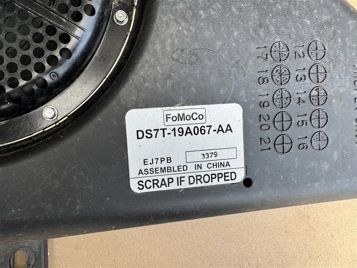 Subwoofer Ford Mondeo MK5 Kombi DS7T-19A067-AA image 4