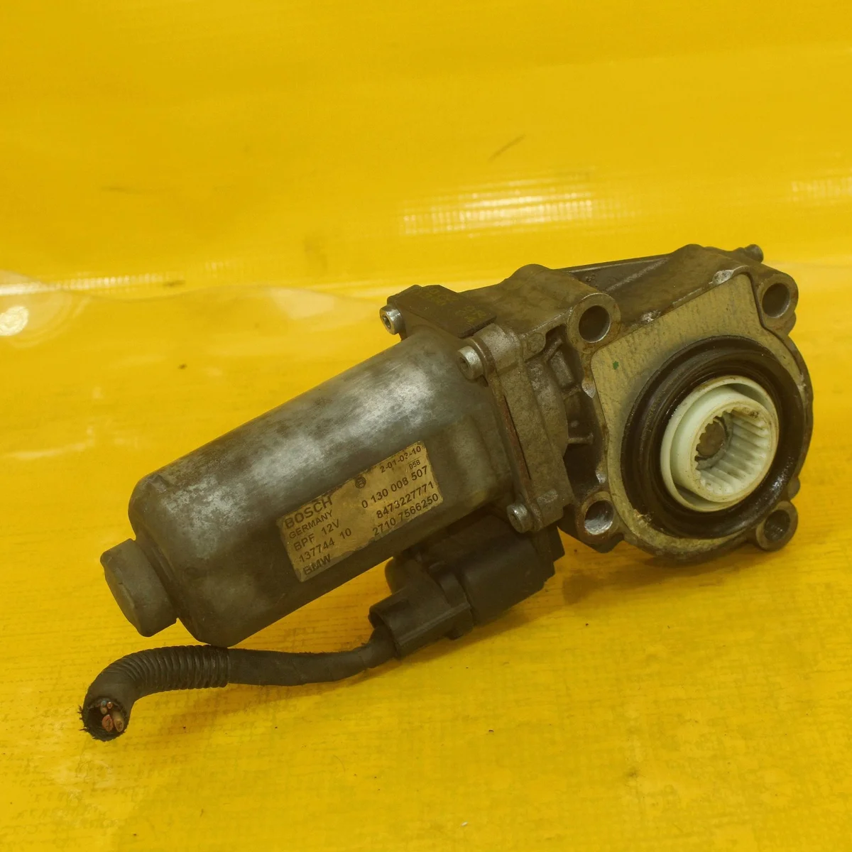 Reduktor motor BMW X3 E83 X5 E53