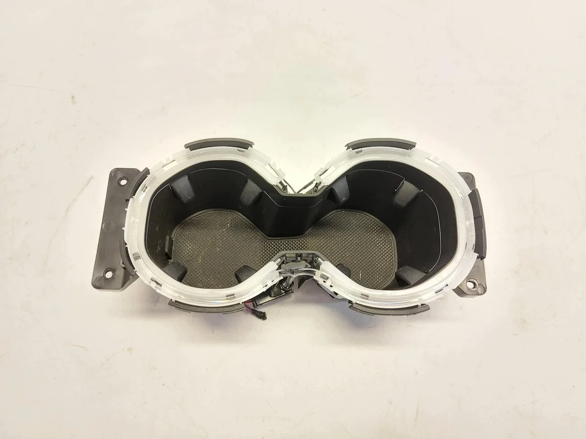 Audi A5 8B3 B10 AVANT Porta-copos JLK02-8B3862533