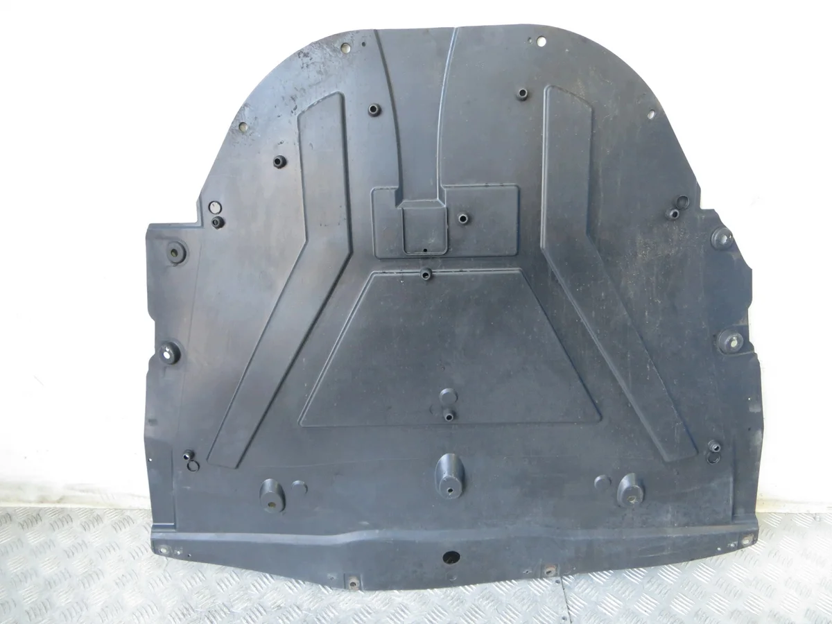 Protector Bajo Motor Nissan Qashqai J11 Usado image 4