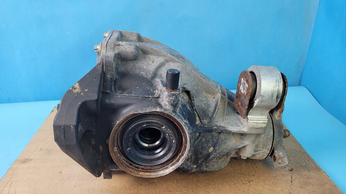 Mercedes W253 GLC Differenzial A2133500602 image 4