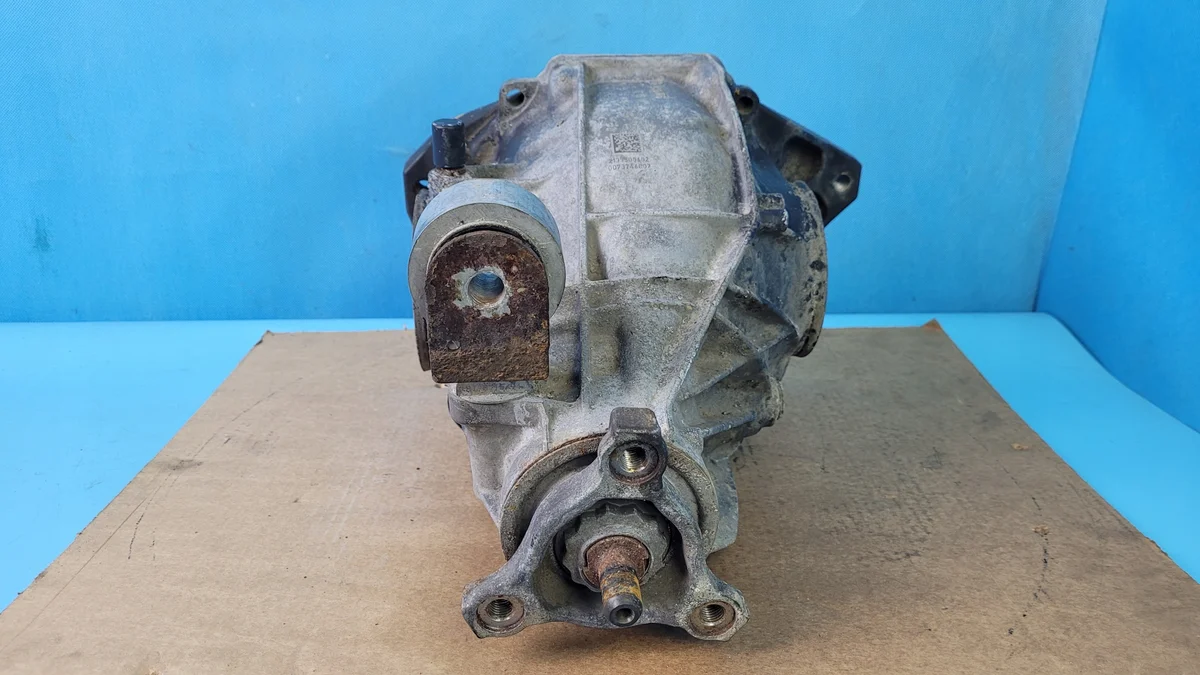 Mercedes W253 GLC Differenzial A2133500602 image 7