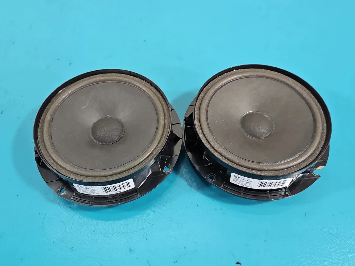 Lautsprecher VW Passat B7 gebraucht image 8