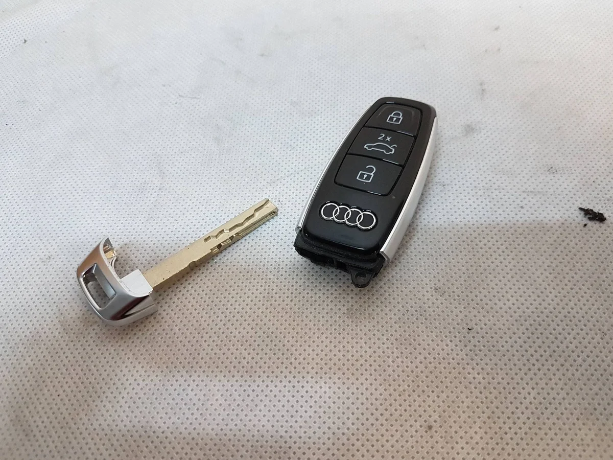 Audi E-Tron Sleutel Afstandsbediening 4N0959754CMORI image 3