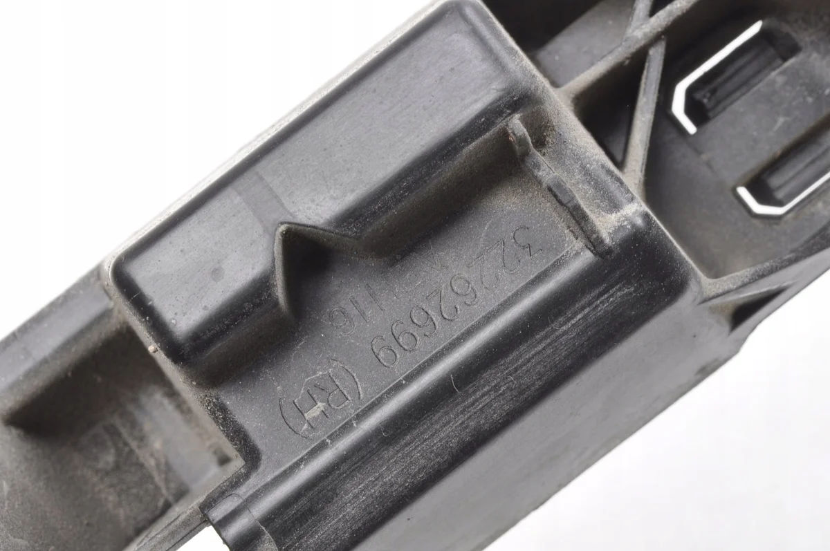 Volvo S60 V60 Rocker Panel Mount Bracket image 3