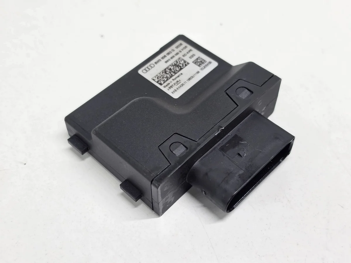 Audi A5 F5 B9 Centralina Pompa Carburante 8W0906093G