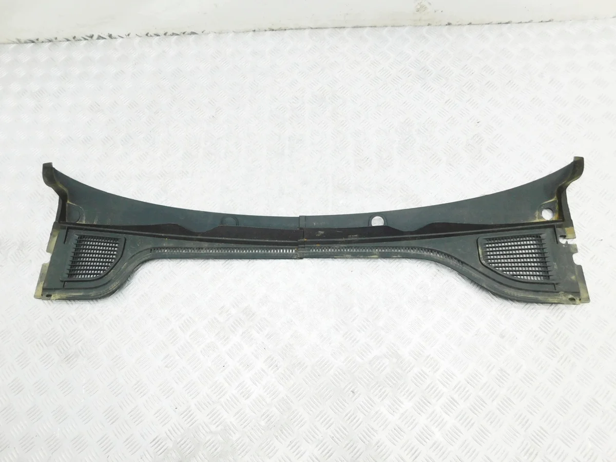 Podszybie VW Golf VIII 5H0819403 5H0819404