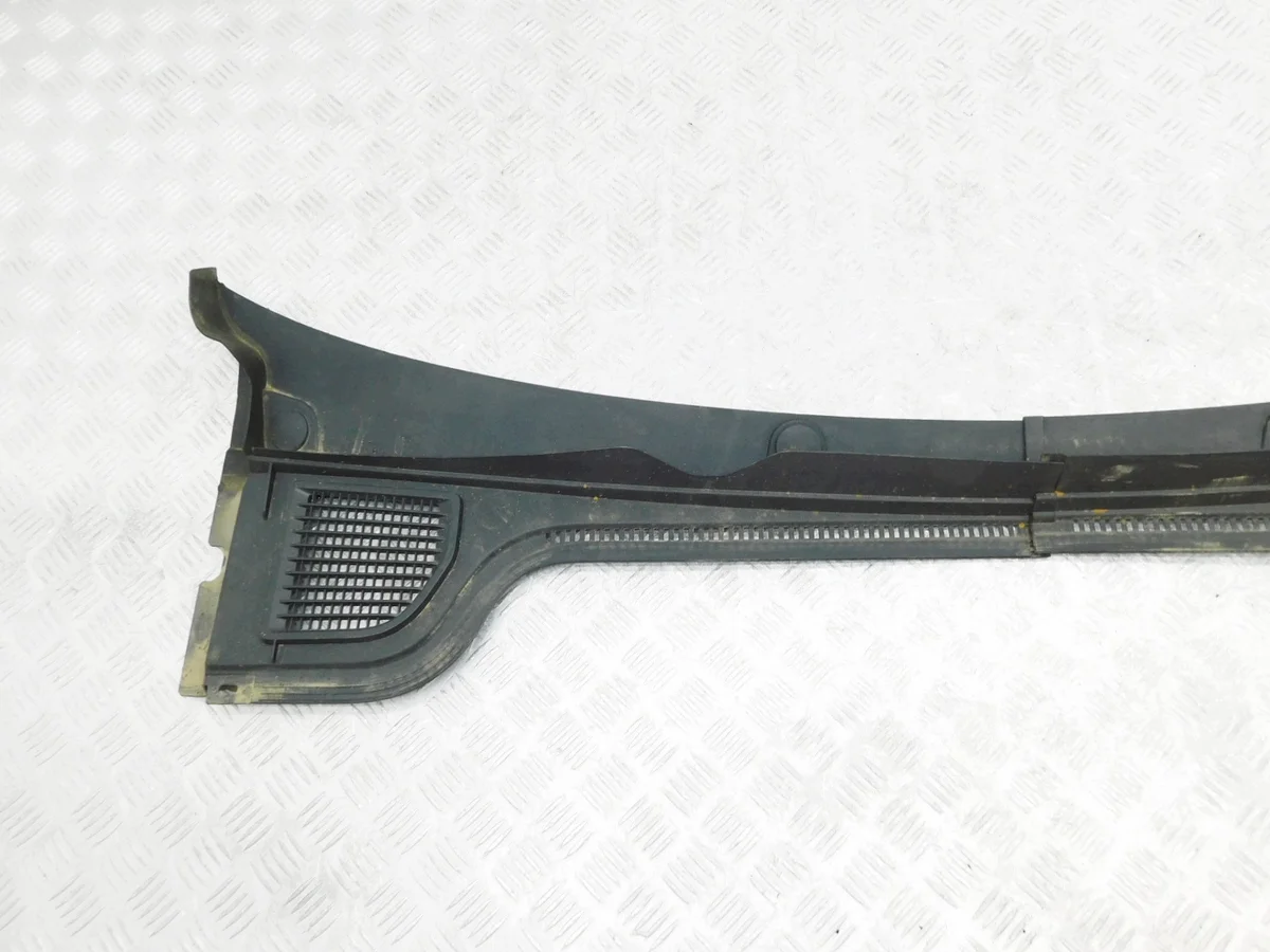 Windlauf VW Golf VIII 2019- (5H0819403) image 3
