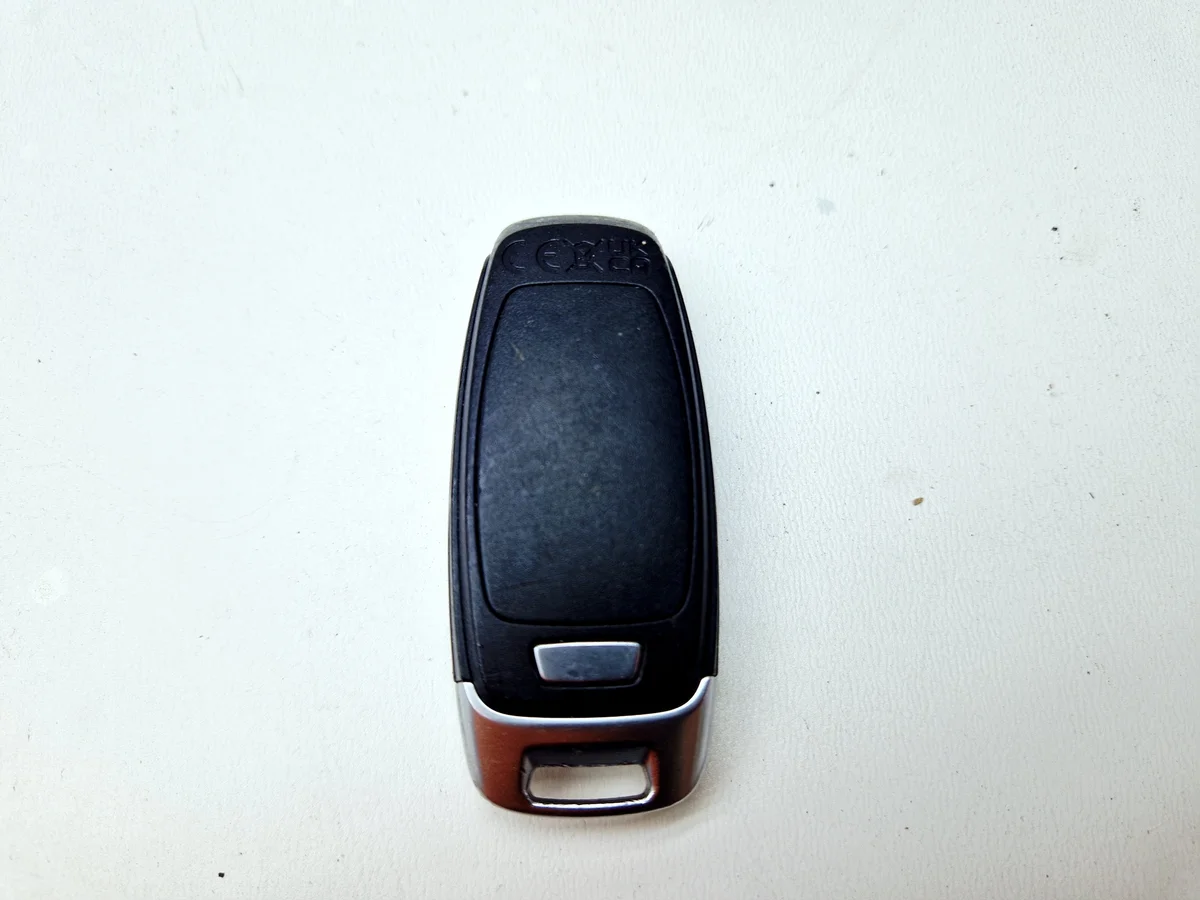 Audi avain 8Y0959754CG A3 8Y A4 B9 Q3 image 3