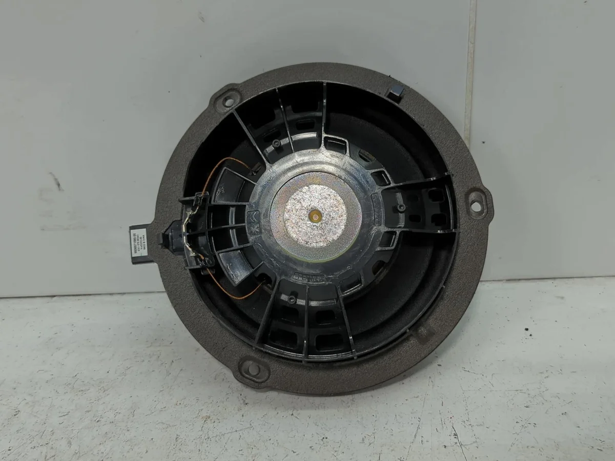Altoparlante Peugeot 5008 2 9806071080