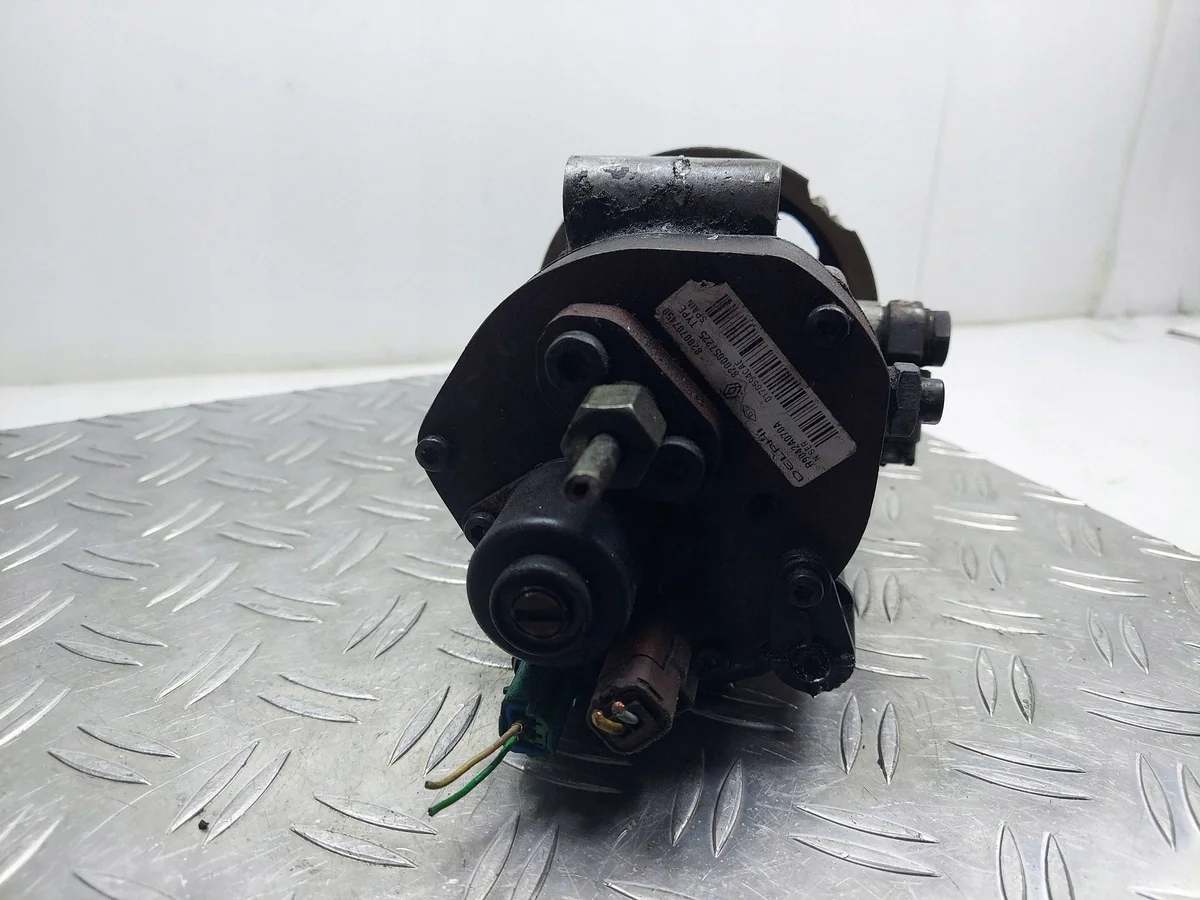 Bomba Inyectora Renault Kangoo 1.5 DCI image 4