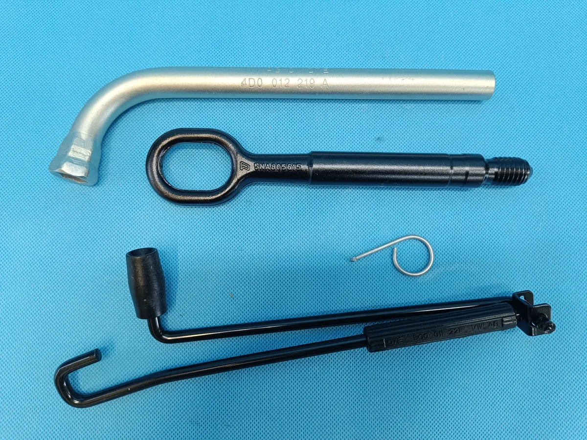 VW Tiguan 3 1,5 TSI 2024 Kit Maletero image 8