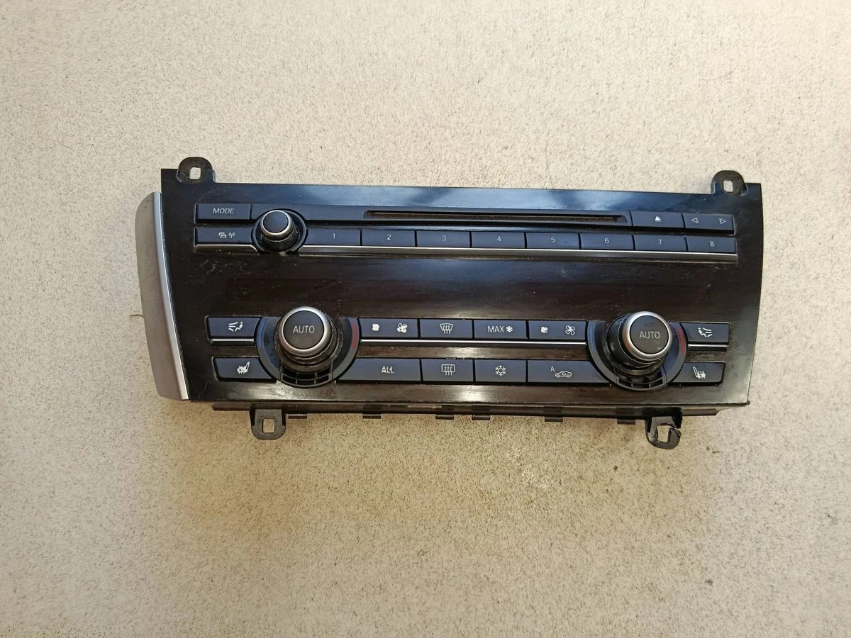 BMW 5 GT F07 Ilmastointipaneeli 924124801