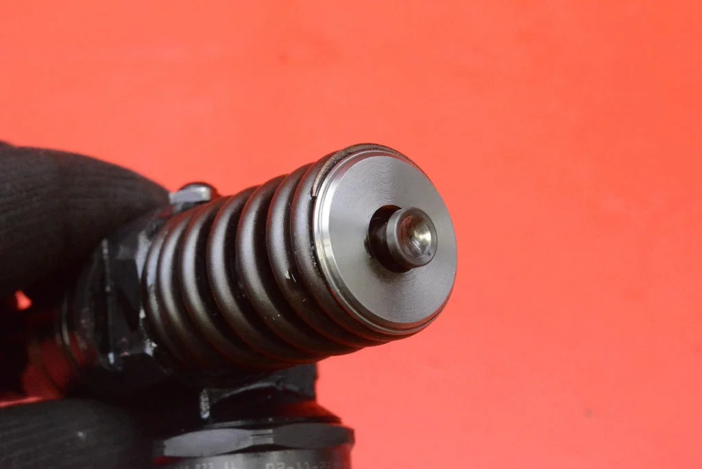 Inyector Bomba 038130073AL VW Bora 1.9 TDI image 7