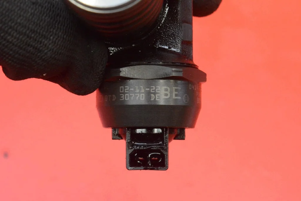 Inyector Bomba 038130073AL VW Bora 1.9 TDI image 10