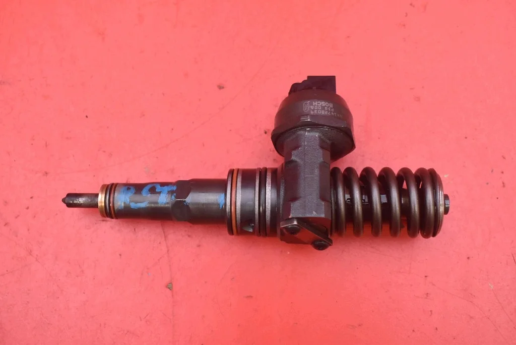 Einspritzdüse 038130073AL VW Bora 1.9 TDI image 3