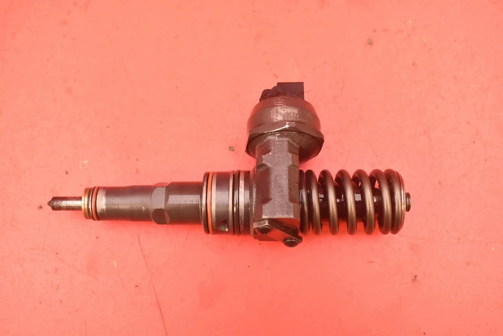 Einspritzdüse 038130073AL VW Bora 1.9 TDI image 3