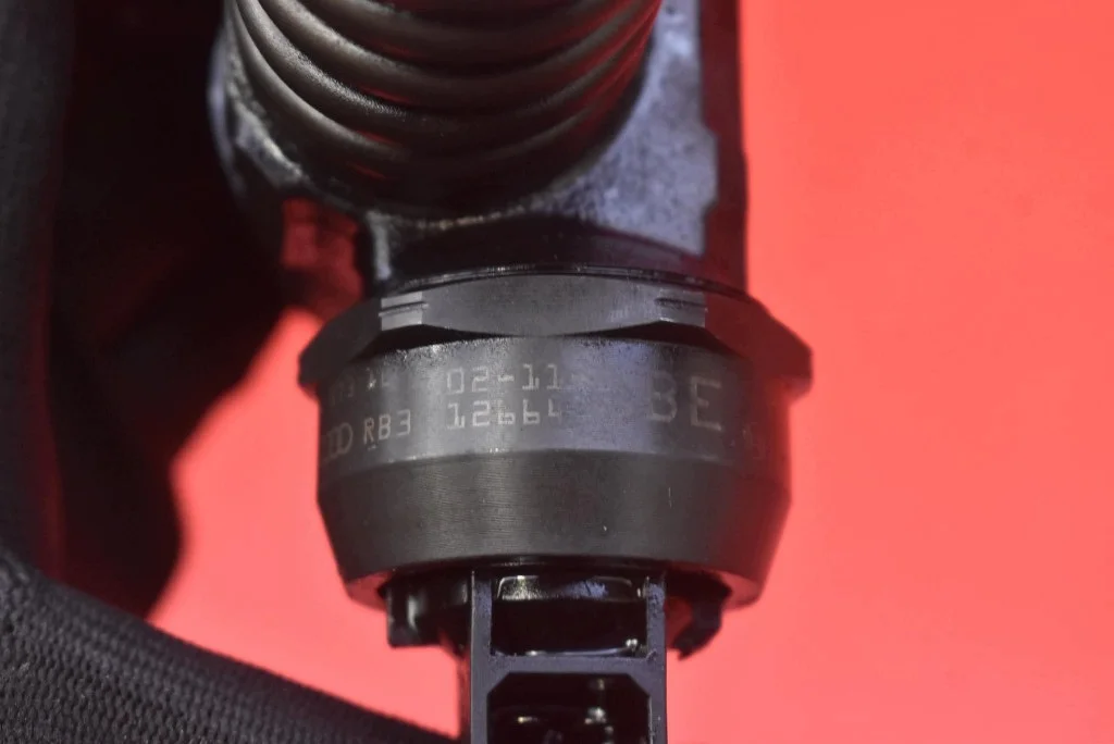 Einspritzdüse 038130073AL VW Bora 1.9 TDI image 9