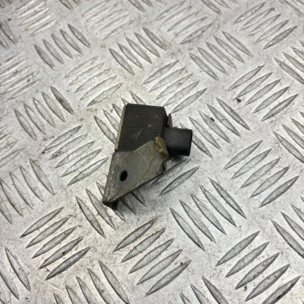 Sensore Sospensioni Volvo 6G9N-3C187-AA image 2