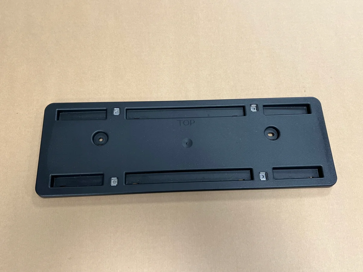Audi A6 C8 Halter Kennzeichen 4K9827113B