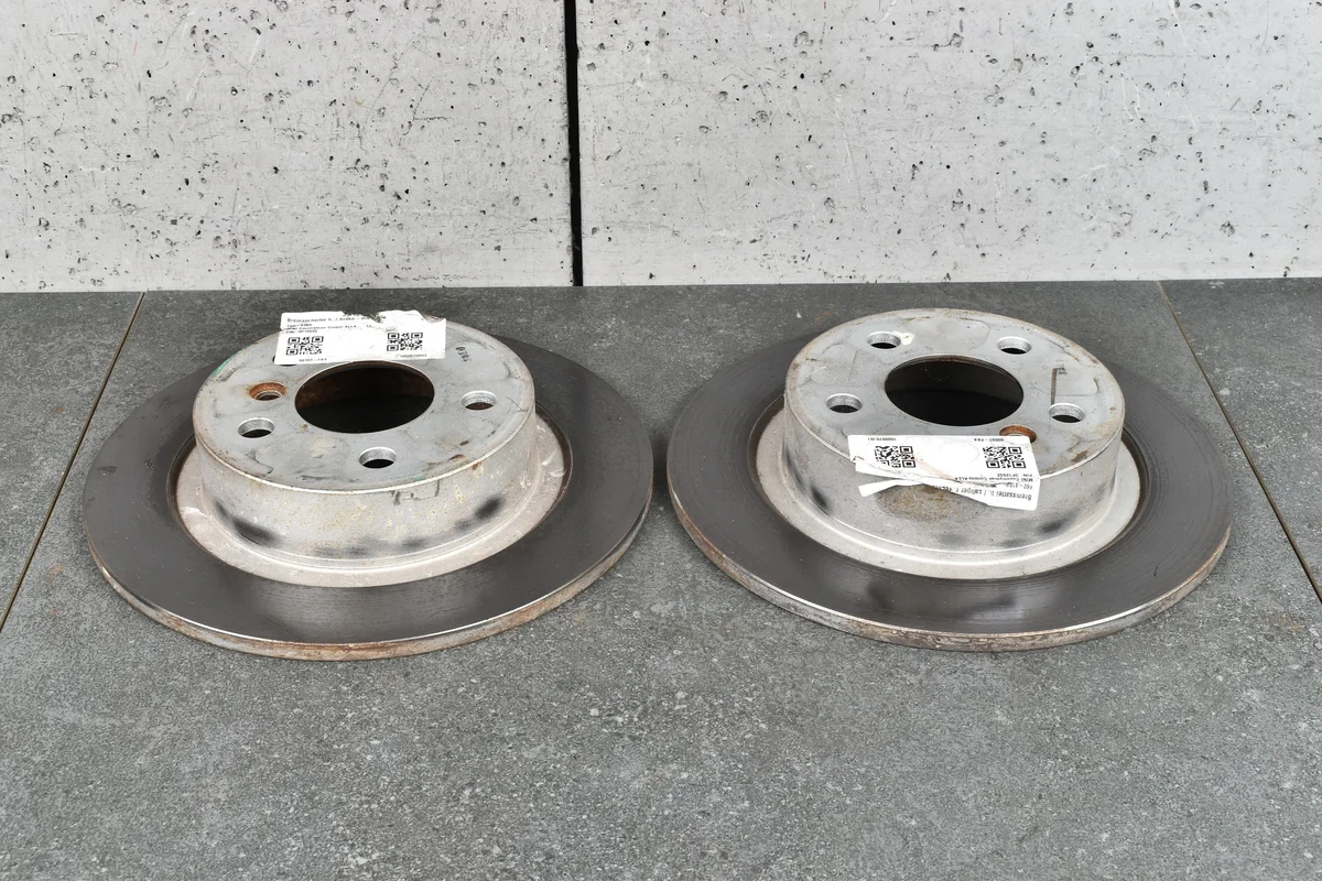 BMW F40 F45 F46 F48 Bremsen Teile gebraucht image 3