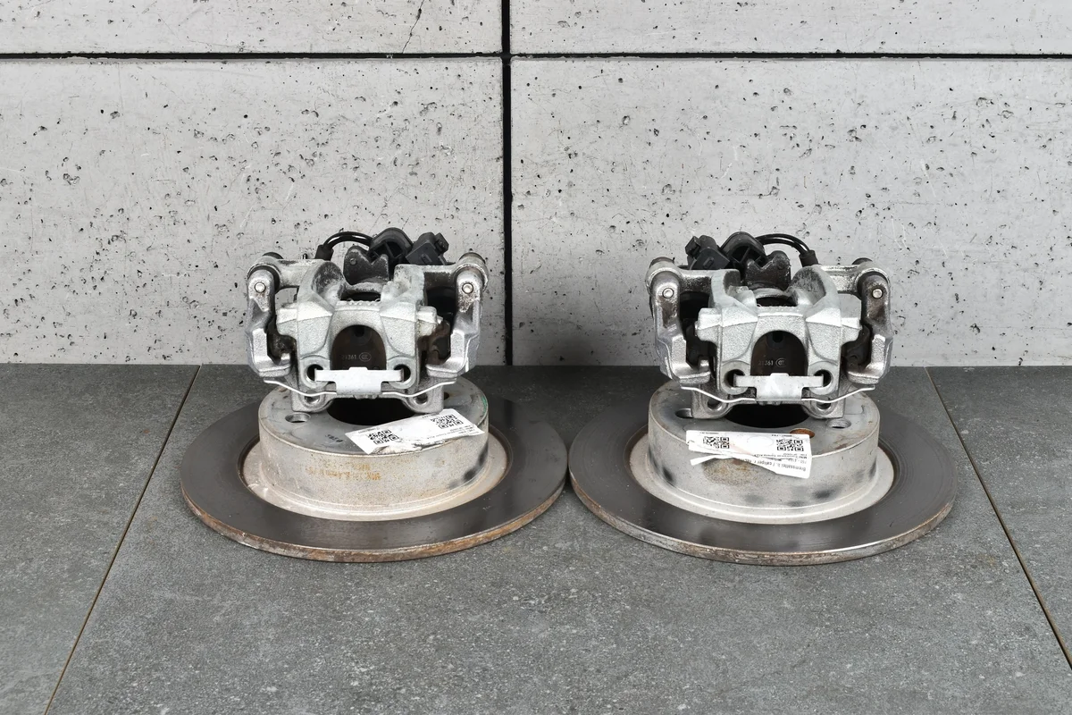BMW F40 F45 F46 F48 Bremsen Teile gebraucht image 8
