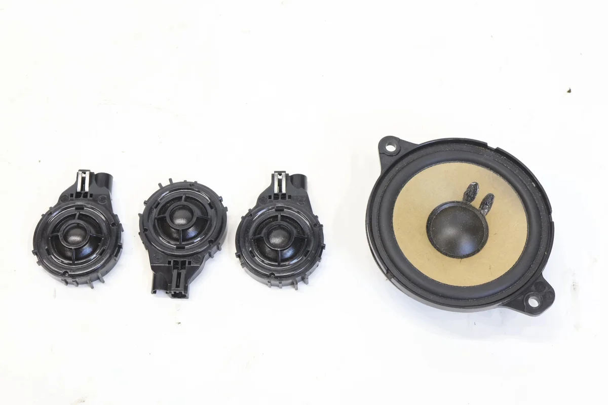 Alto-falantes Audi TT 8S 8S0035453A Usados