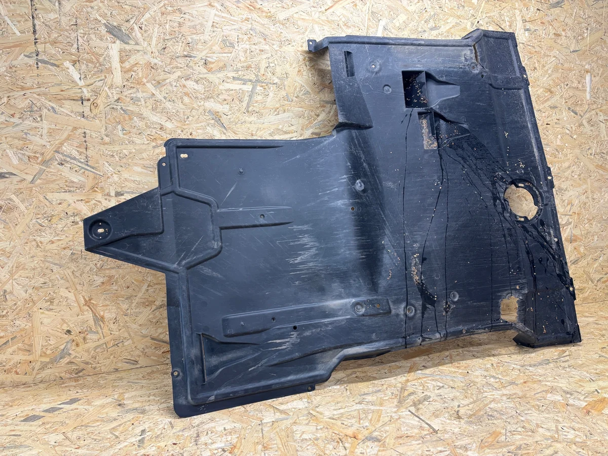 Placa Protetora Motor Mercedes V Classe A4475200200 image 4