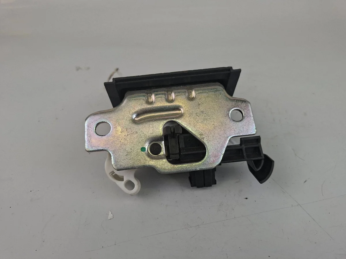 Fechadura Porta-Malas VW ID.4 11A82750503S Usada image 10