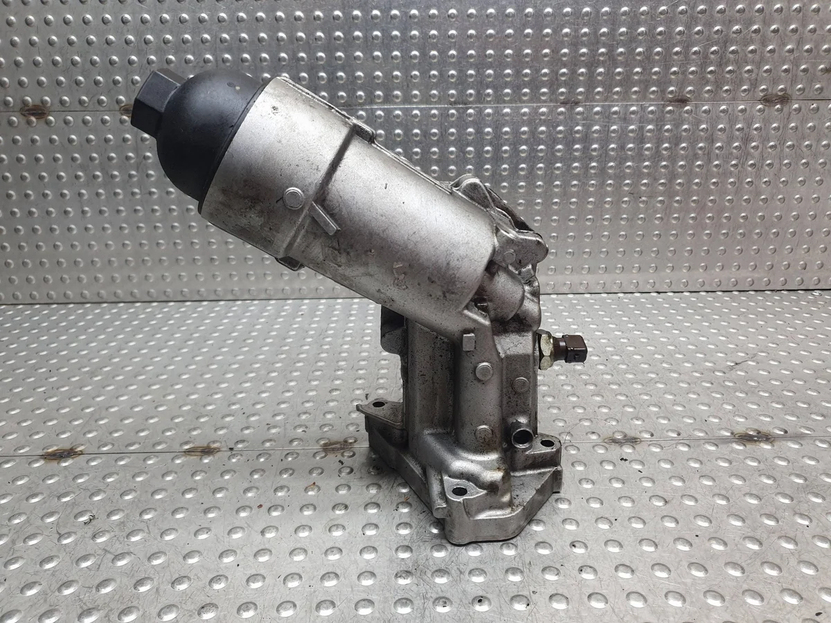 Corpo Filtro Olio BMW S27703553 Usato