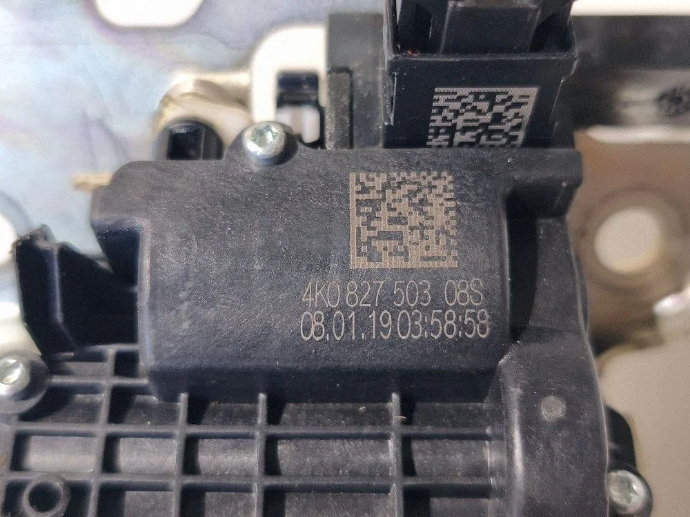 Audi A6 S6 C8 Trunk Latch Lock 4K0827503 image 6