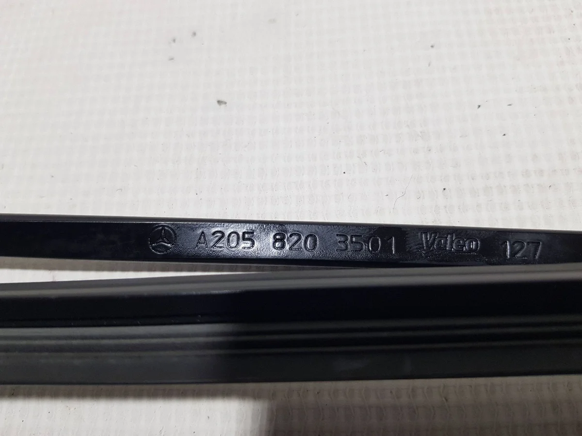 Brazo Limpiaparabrisas Mercedes W205 Usado image 7