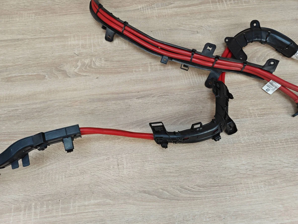 Câble positif batterie BMW 40i X5 G05 G06 image 5