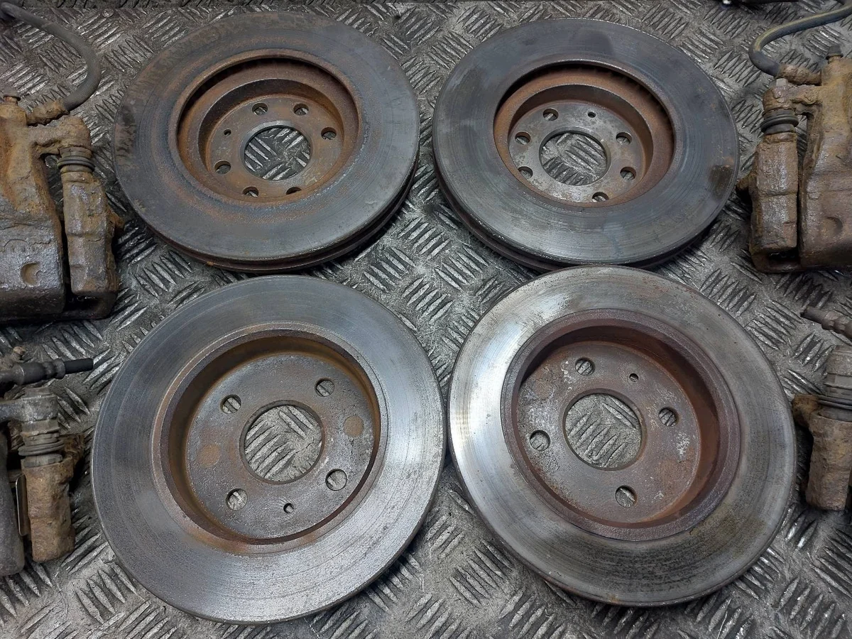 Disques de frein + étriers Opel Meriva A 1.4 16V image 3