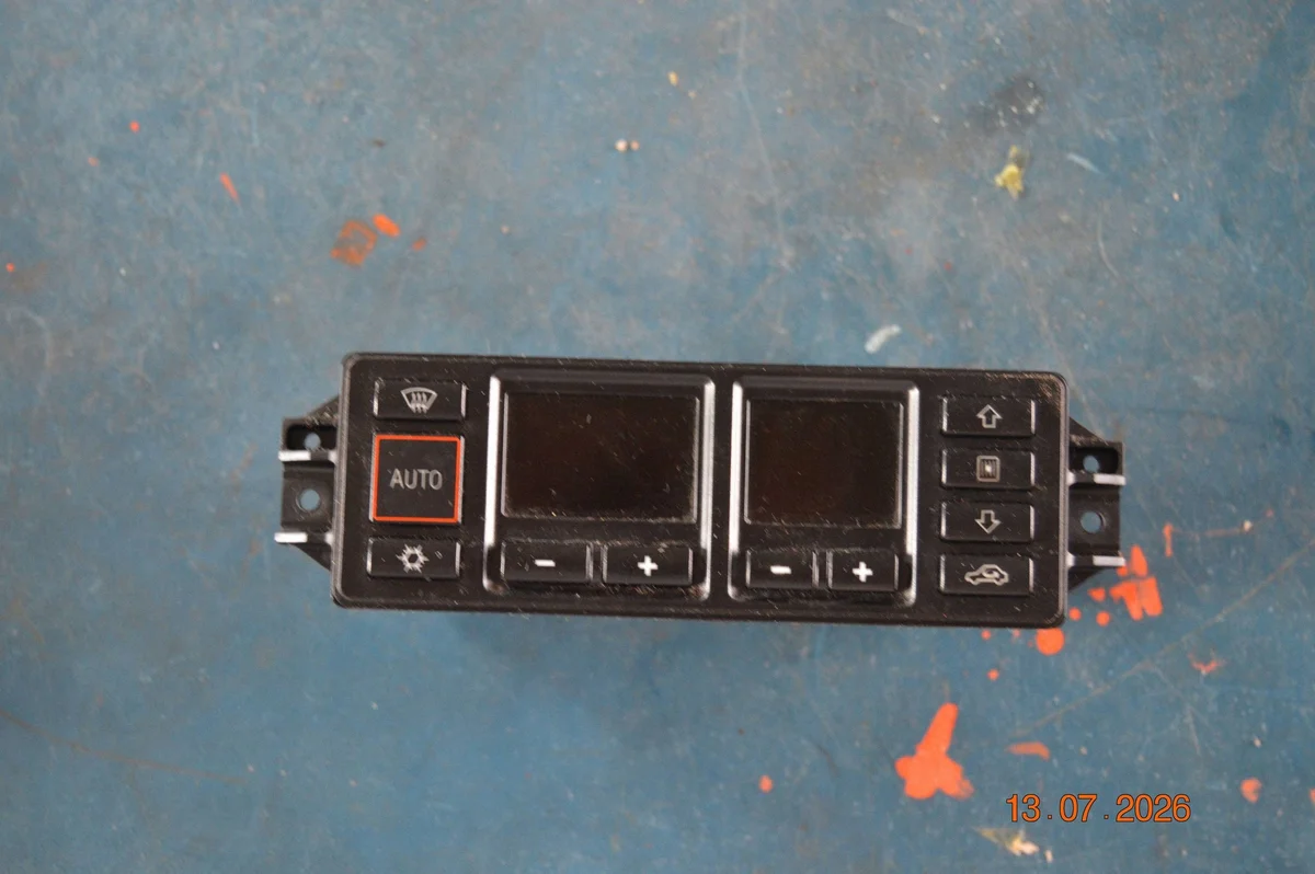 Pannello Clima Audi A3 A4 8L B5 Usato OEM 5HB00760800