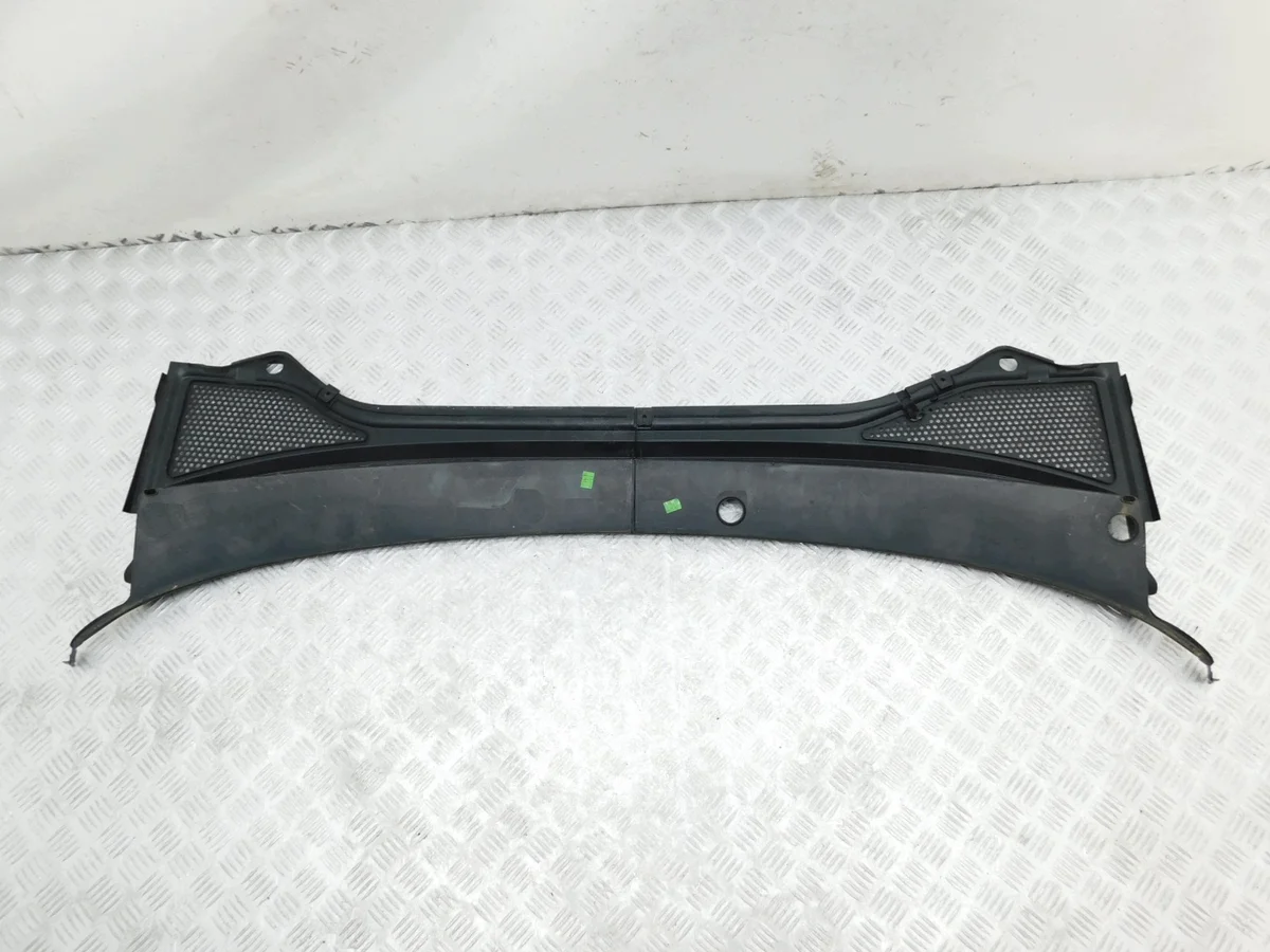 Panel bajo parabrisas VW Passat B8 3G1819403F 3G1819404F image 5