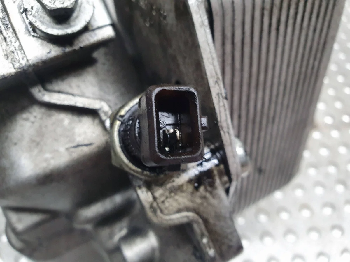 Kühler Ölfiltergehäuse BMW E46 E90 E60 M47 image 5