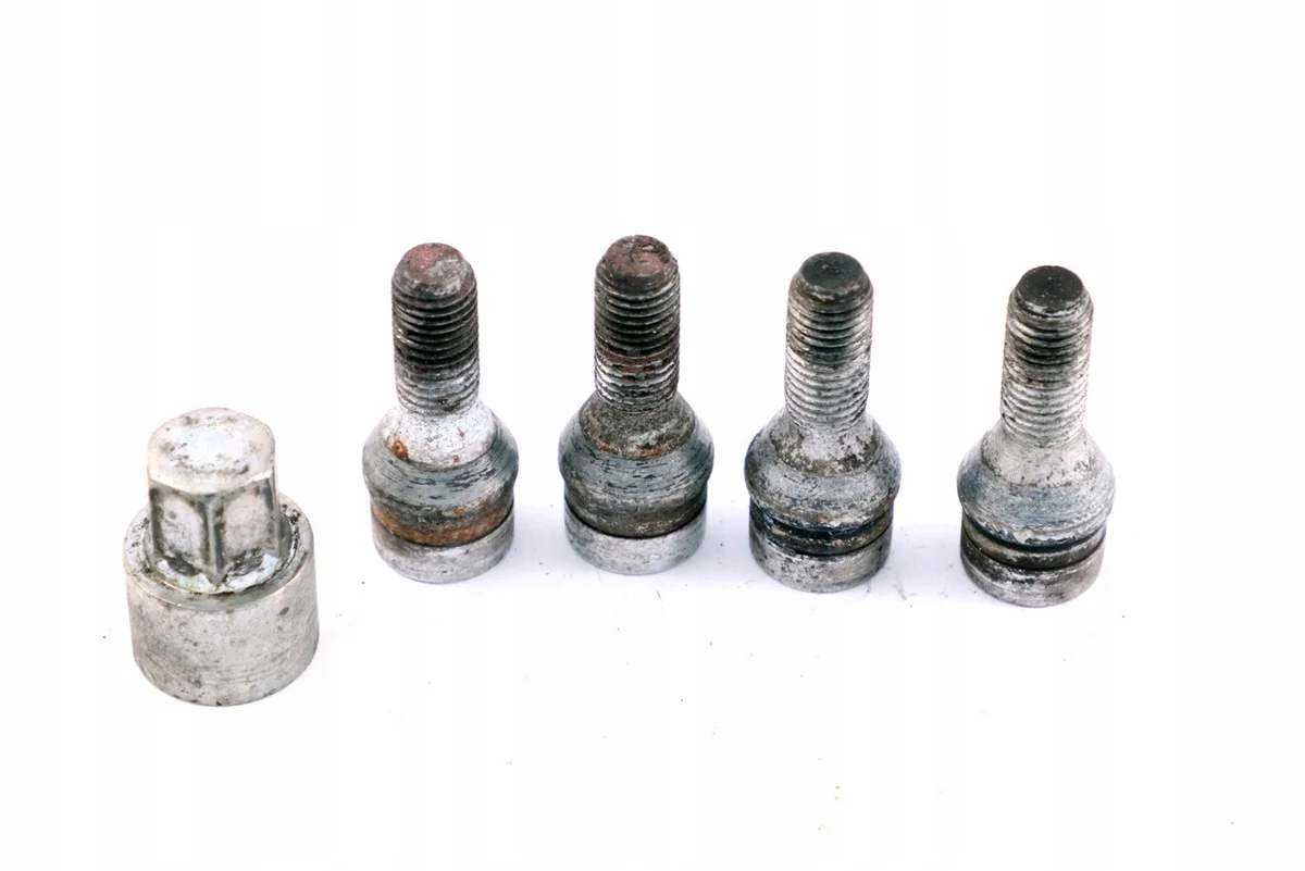 BMW E60 E87 E90 Tornillos Antirrobo Ruedas OE image 6