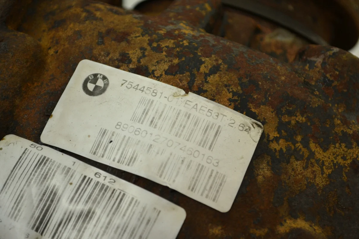 BMW E60 E61 Rear Differential 7544581 image 5
