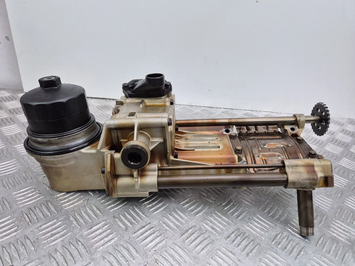 Used Oil Pump BMW 7 E65 E66 750i 7541828