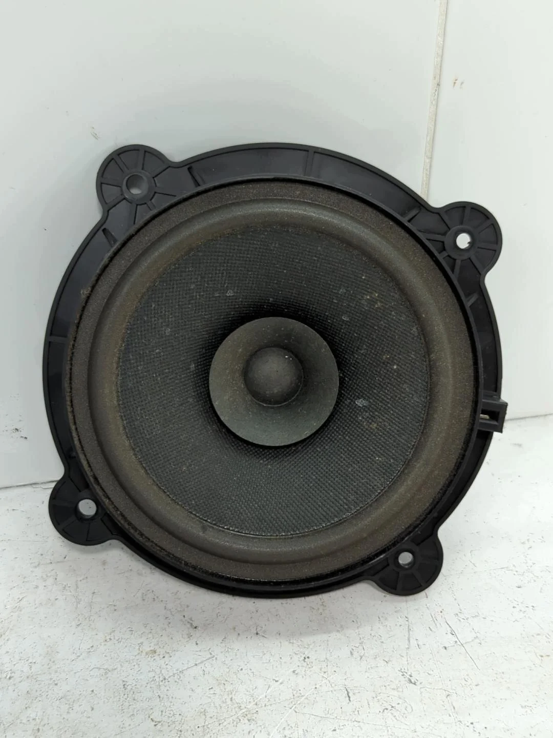 Haut-parleur SsangYong Rodius 89300-34020