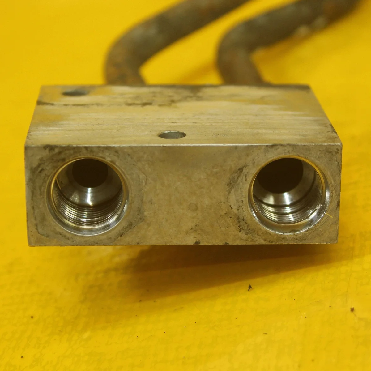 Tubo Refrigerante Aceite Ford Custom MK1 image 3