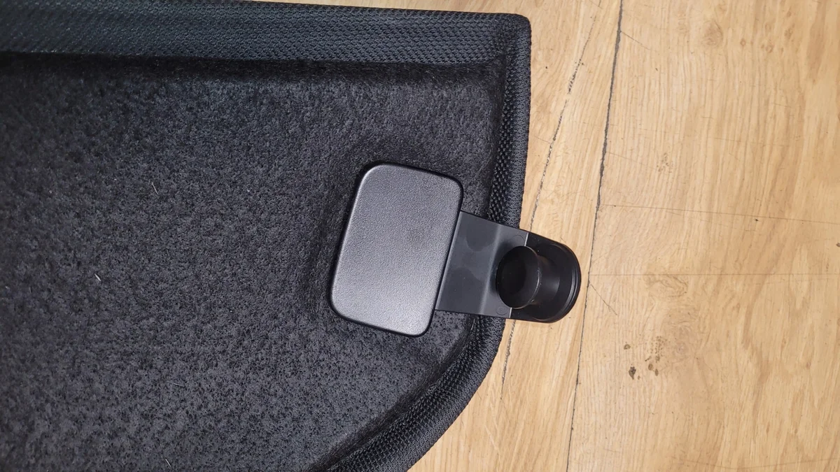 Prateleira Porta-Malas Audi Q3 8U Usada image 3