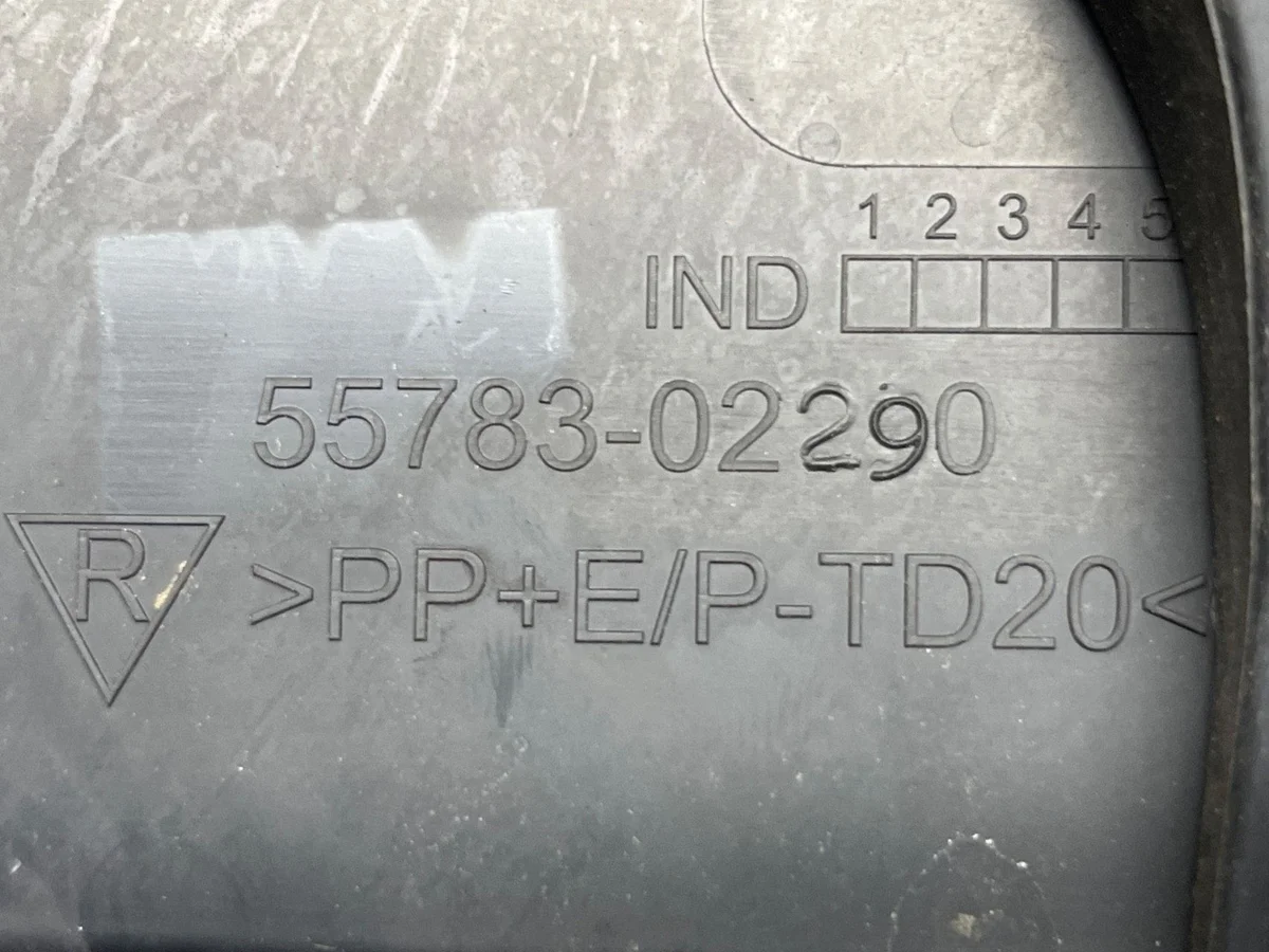 Ondersteuning voorruit Toyota Corolla E210 E21 image 3